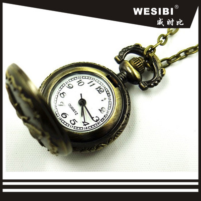 怀表新风尚 威时比蝴蝶造型合金怀表的魅力
